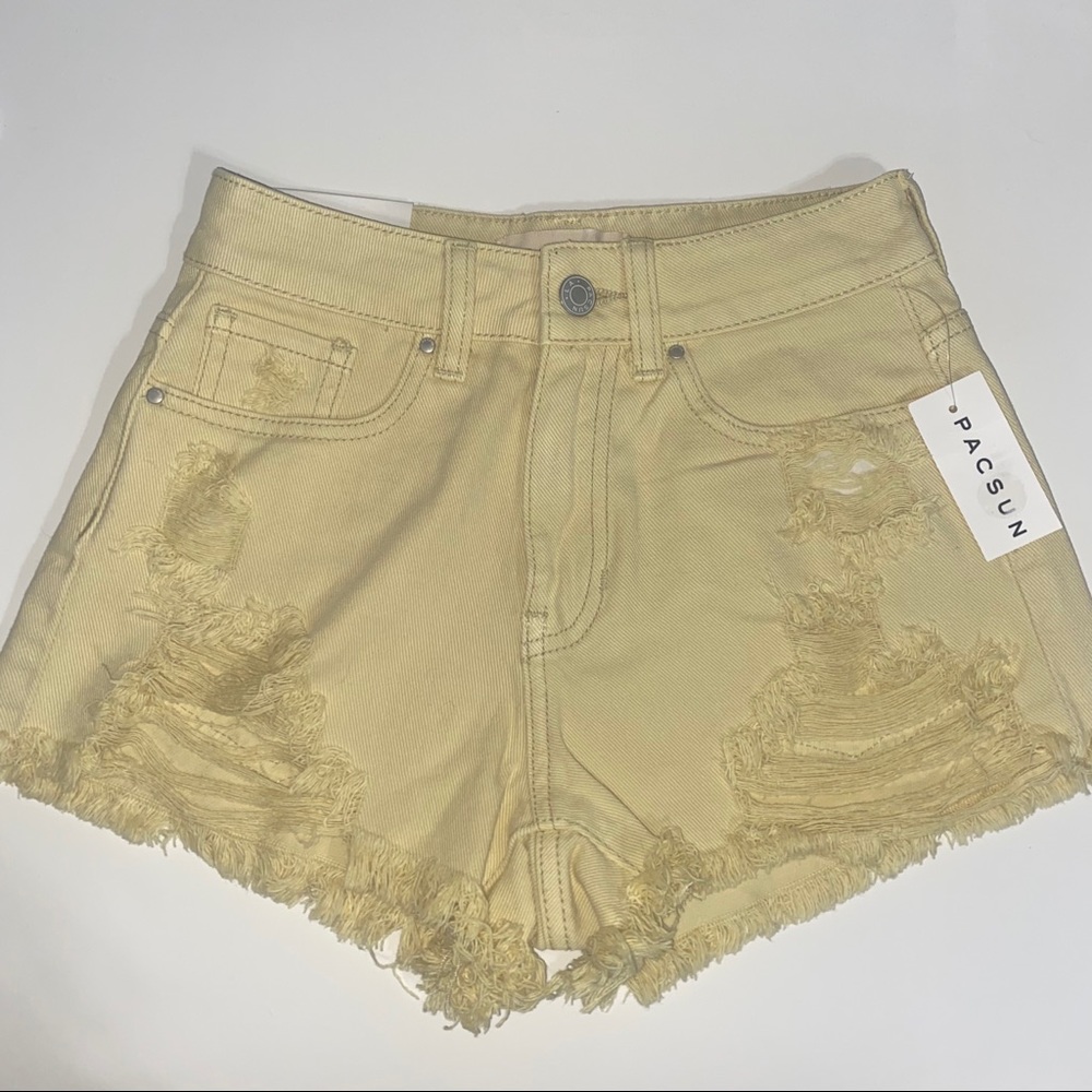 Rare NWT Pacsun | Yellow Mom Jean Shorts Size 22 - Picture 1 of 6